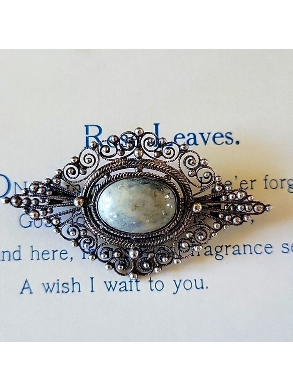 Victorian Filigree Pin Brooch with Granulation and Bezel Set Gemstone - Picture 4 of 7